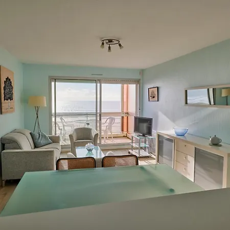 4 Pers Avec Balcon Et Parking Proche A Jean De Monts - Fr-1-323-488 Apartment *