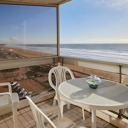 Apartment 4 Pers Avec Balcon Et Parking Proche A Jean De Monts - Fr-1-323-488 *